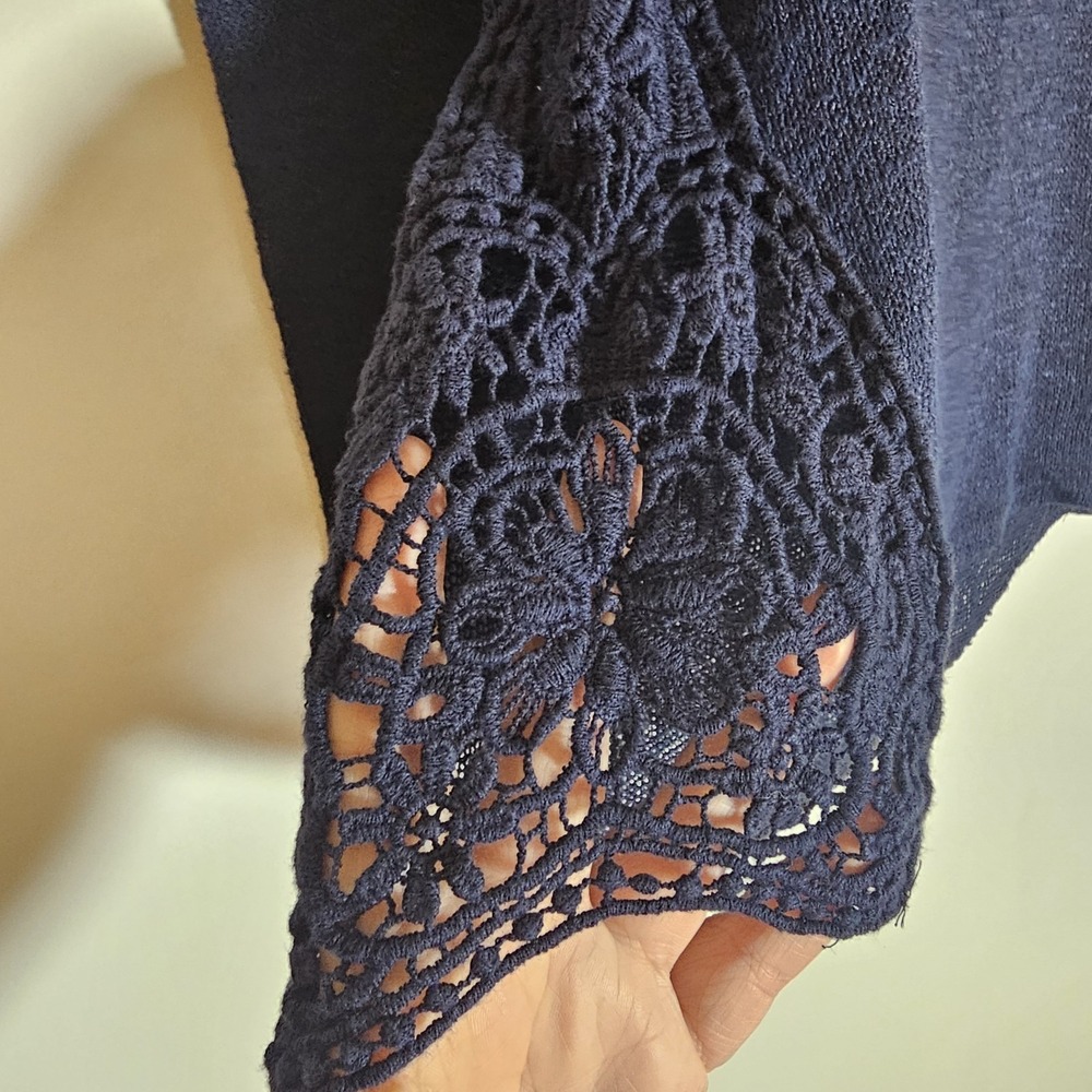 I.N. San Francisco Sweater Womens Small Navy Blue Crochet Hem Lightweight Top S - Picture 4 of 11